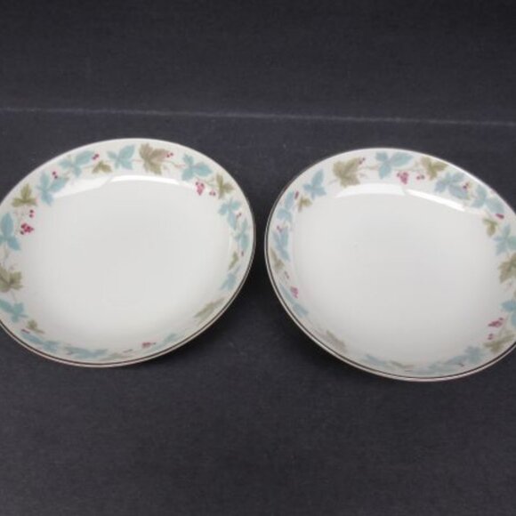 2 - Vintage Fine China Japan Number 6701 5 1/2 Inch Fruit or Berry Bowls - Picture 2 of 4